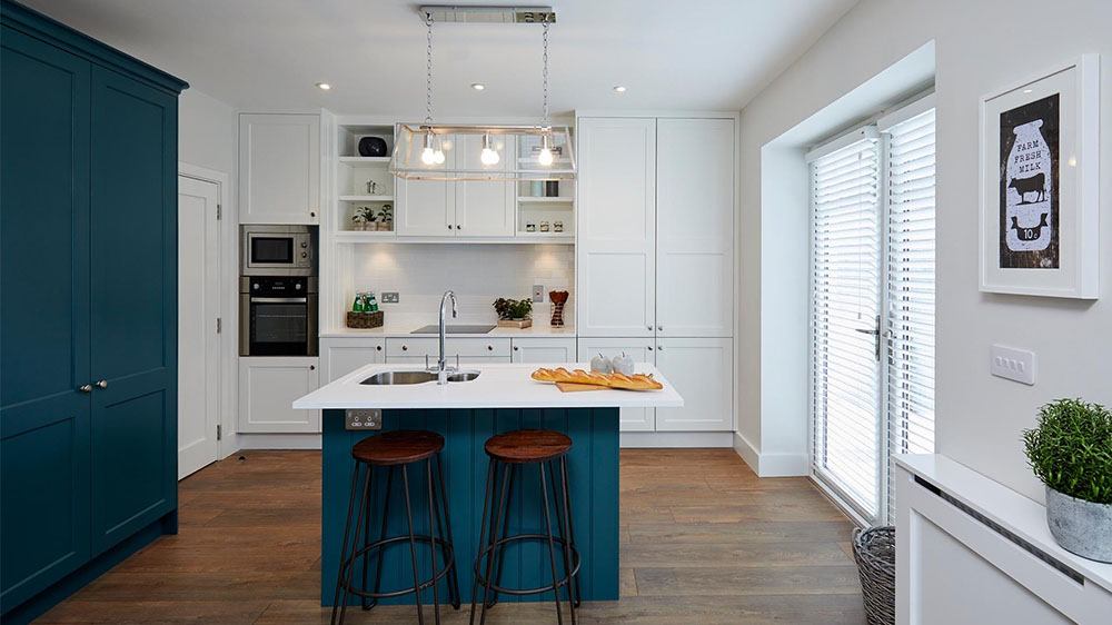 Shaker Style Kitchens with Solid Surface Countertop